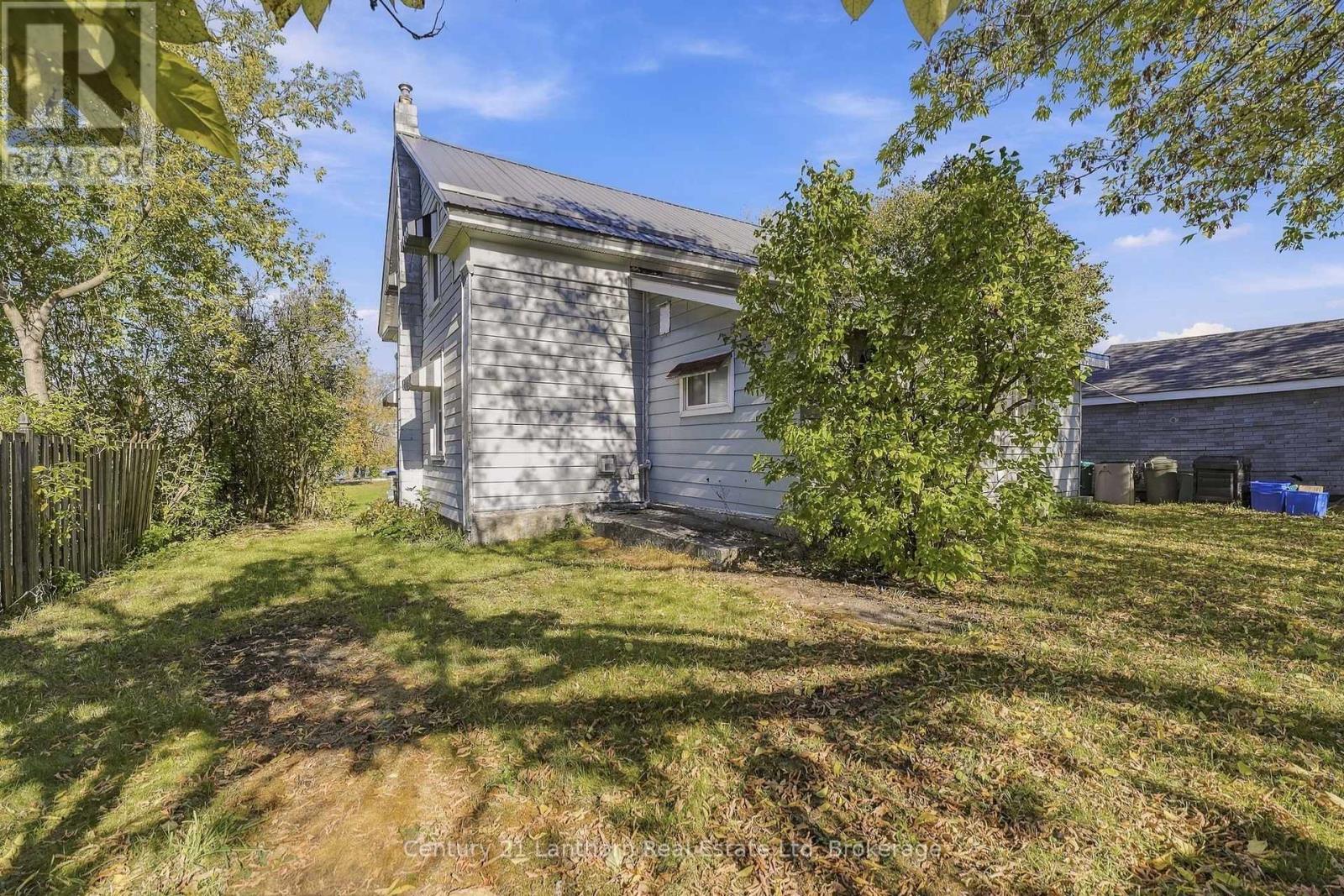 382 Front Street, Quinte West, ON photo 38