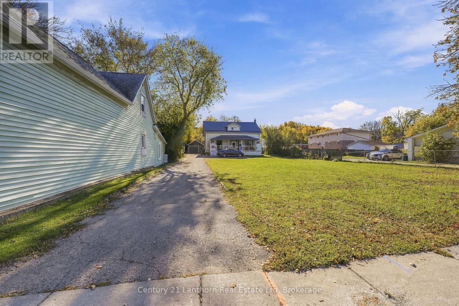 382 Front Street, Quinte West, ON photo 7