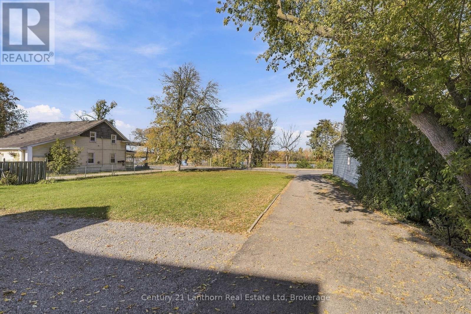 382 Front Street, Quinte West, ON photo 8