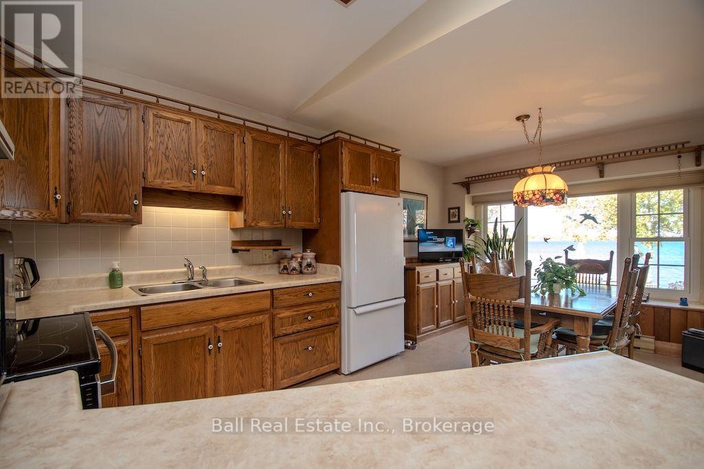 758 Duffus Drive, Selwyn, ON photo 14