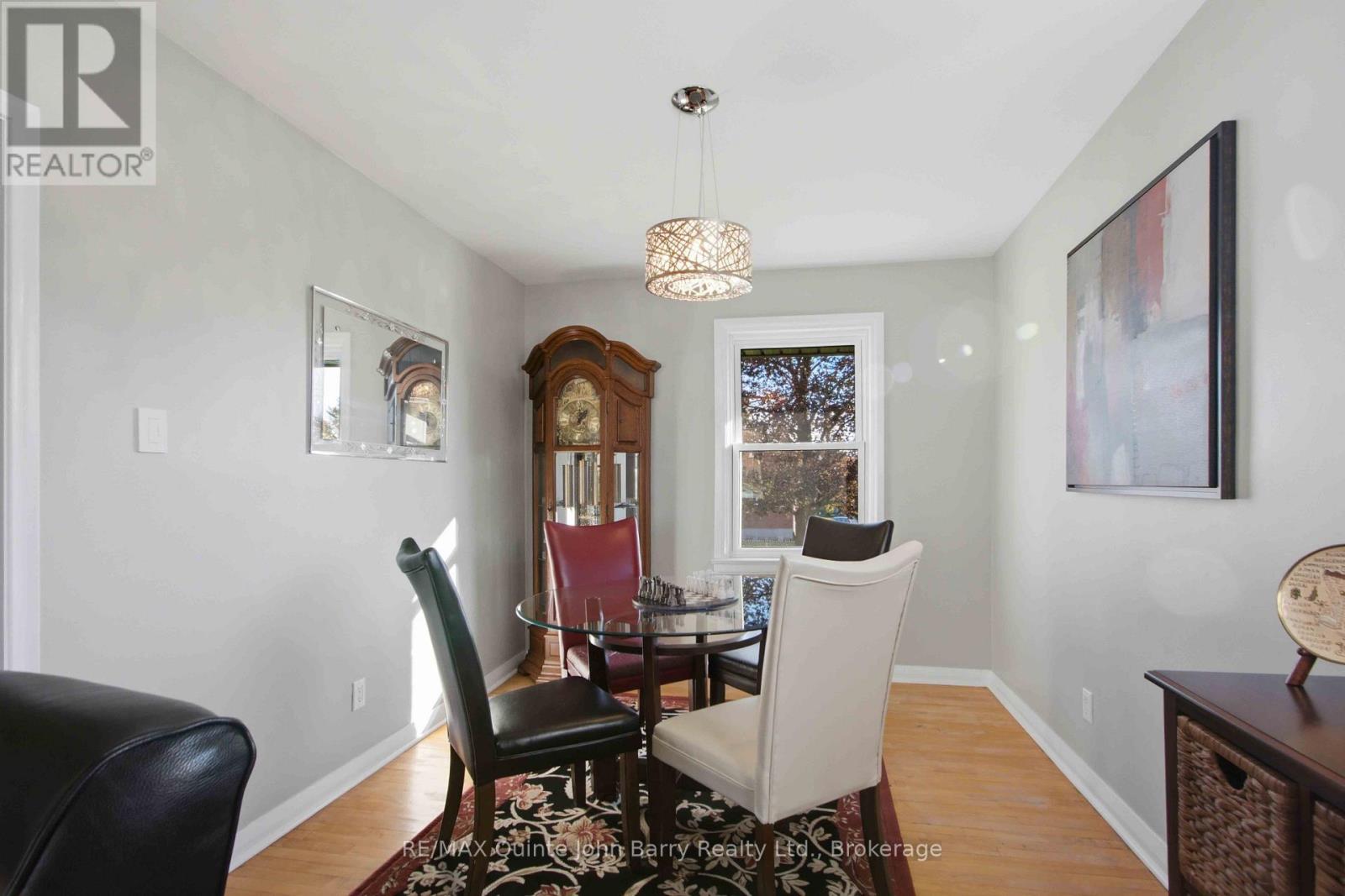 47 Fourth Avenue, Quinte West, ON photo 8