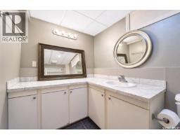 206 4th Street E, Saskatoon, SK S7H1J1 Photo 42