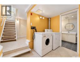 206 4th Street E, Saskatoon, SK S7H1J1 Photo 39
