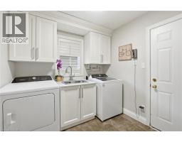 5pc Bathroom - 73 Richmond Crescent, Stoney Creek, ON L8E5T9 Photo 19