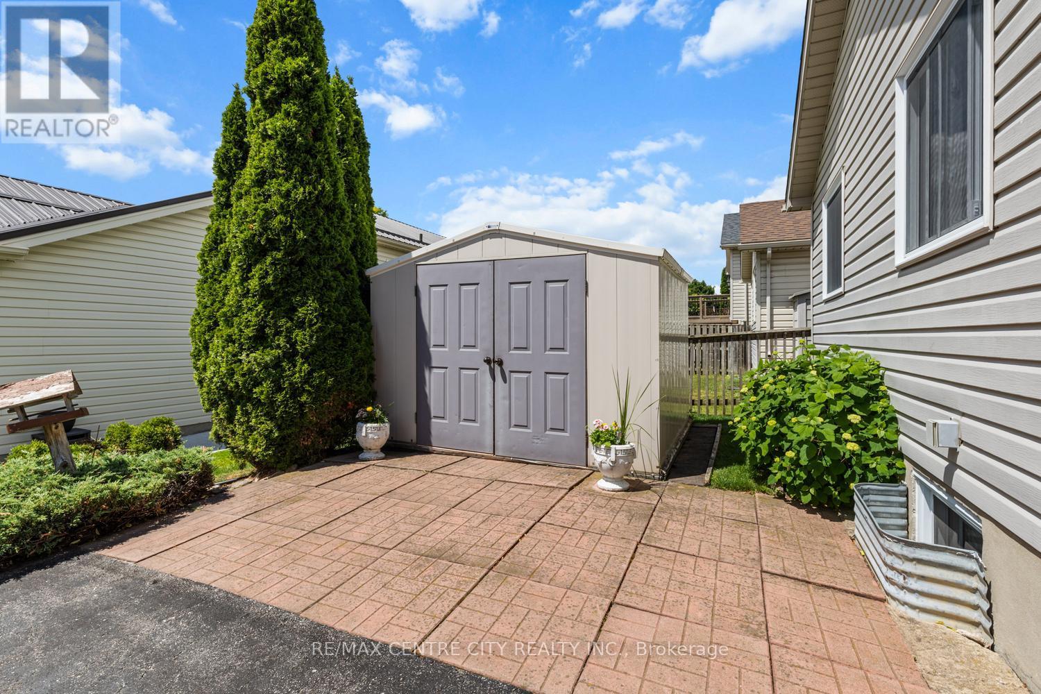 463 EXMOUTH CIRCLE - 28