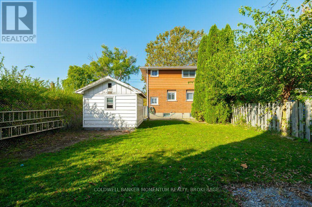 570 LAKE STREET N - 24
