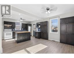 211 Mcandrew Avenue, Renfrew, ON K7V3X2 Photo 11