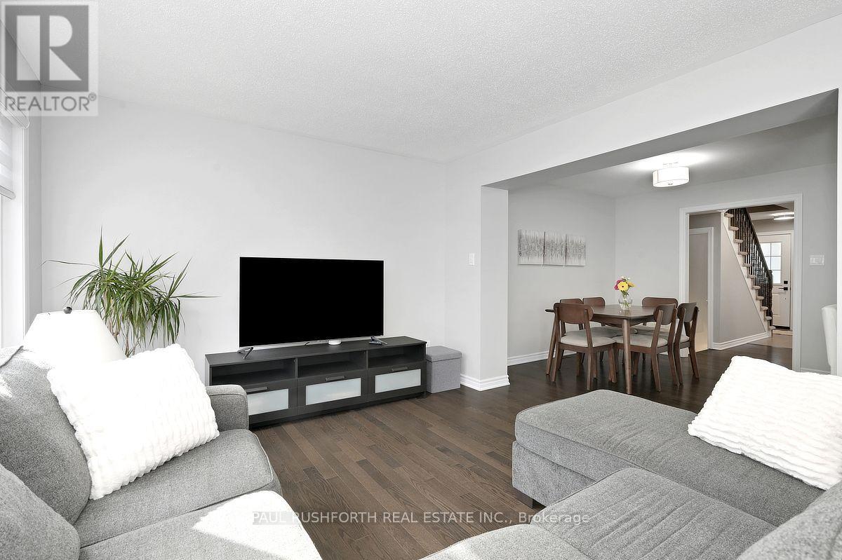 Living Room/ Dining Room