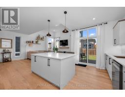 682 Borbridge Avenue, Ottawa, ON K4M0E3 Photo 15