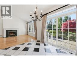 Living room - 2256 Turnberry Road, Burlington, ON L7M4S6 Photo 11