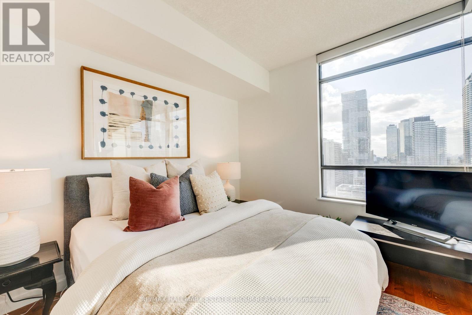 2201- 285 Mutual Street, Toronto, ON photo 19