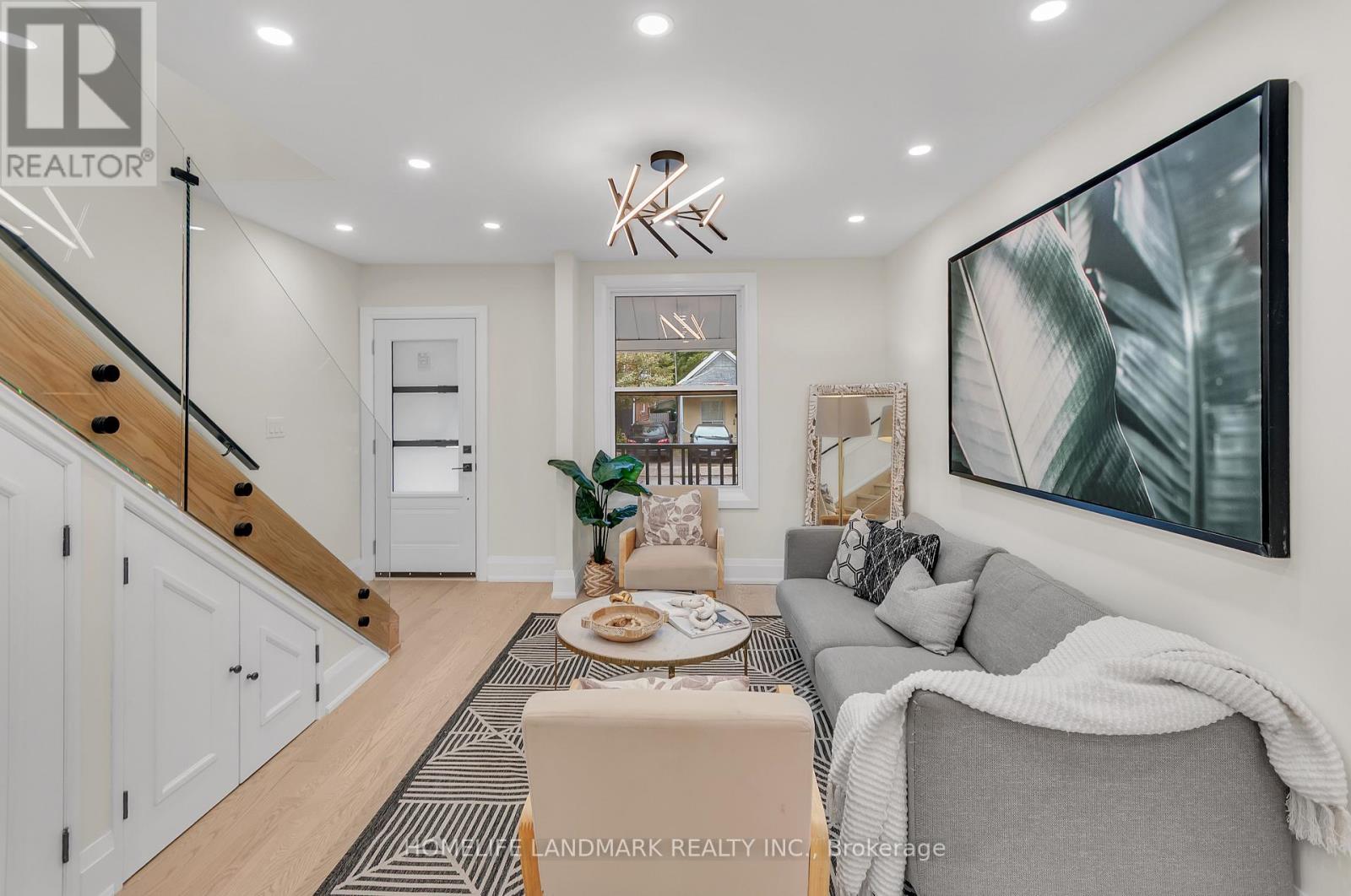 26 Queensdale Avenue, Toronto, ON photo 10