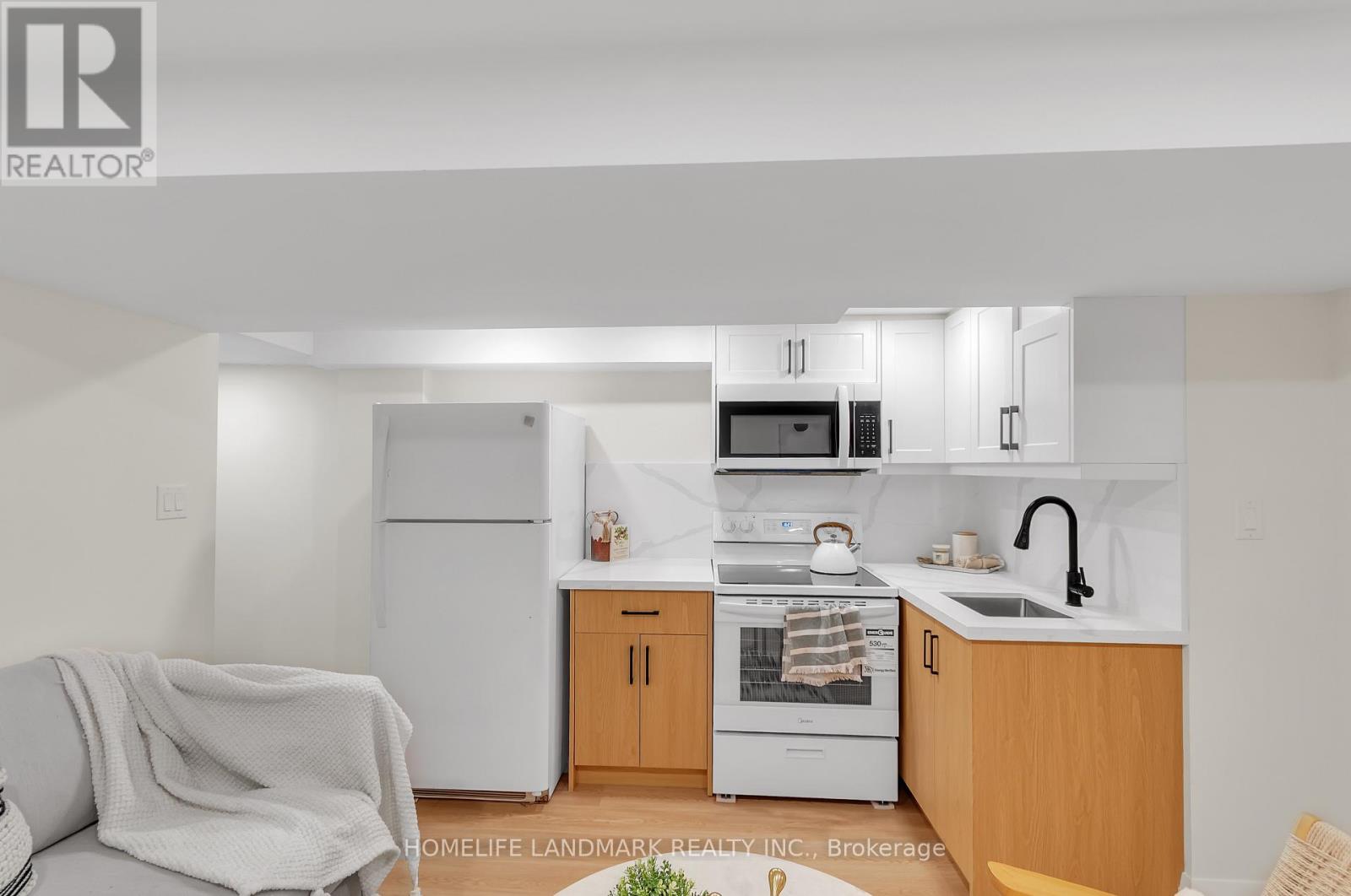 26 Queensdale Avenue, Toronto, ON photo 21