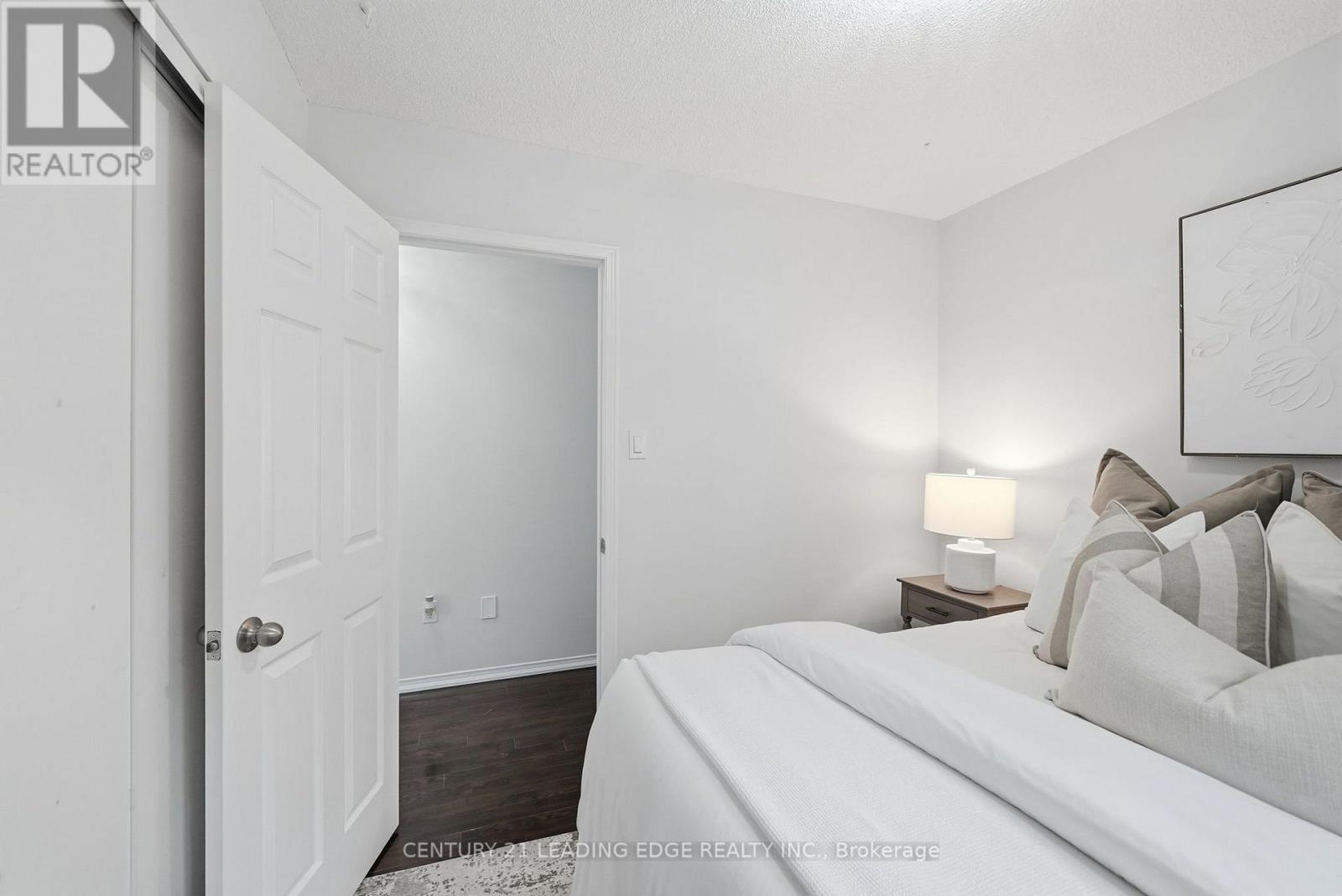 1732 Silver Maple Drive, Pickering, ON photo 28