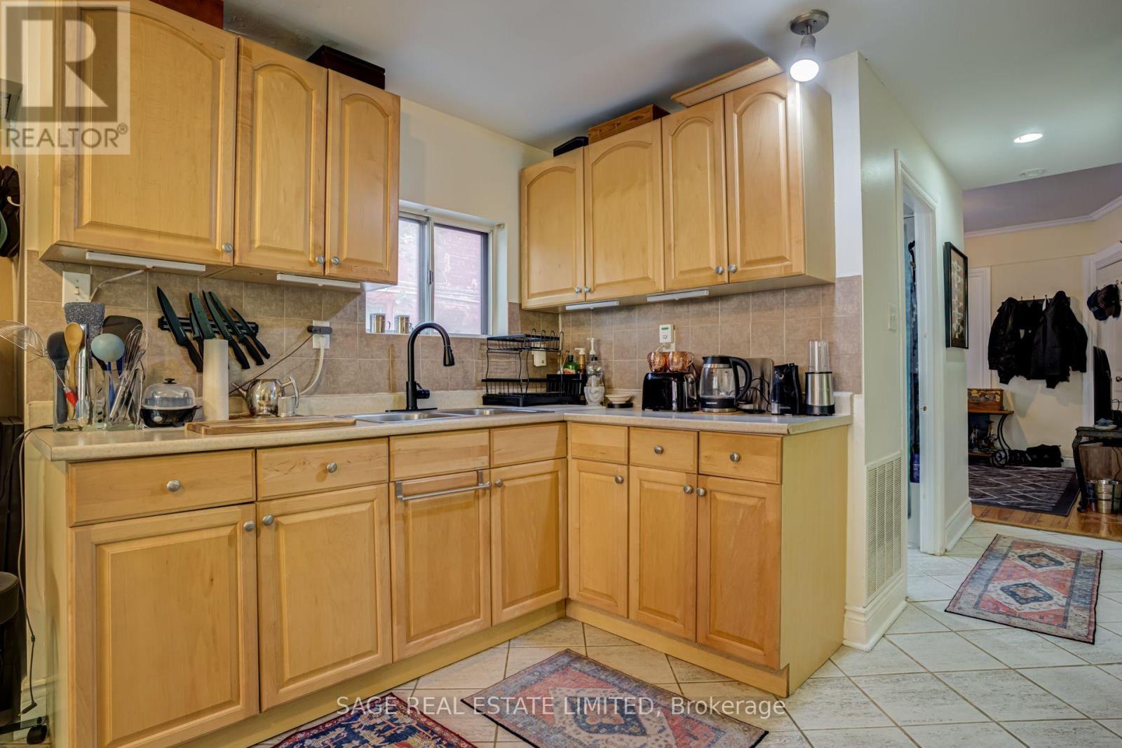 47 Jones Avenue, Toronto, ON photo 12