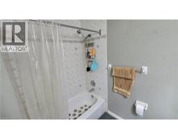 7 Jade Court, Cambridge, ON N1T1X1 Photo 20