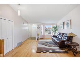 Primary Bedroom - 17007 90a St Nw, Edmonton, AB T5Z2Y9 Photo 6
