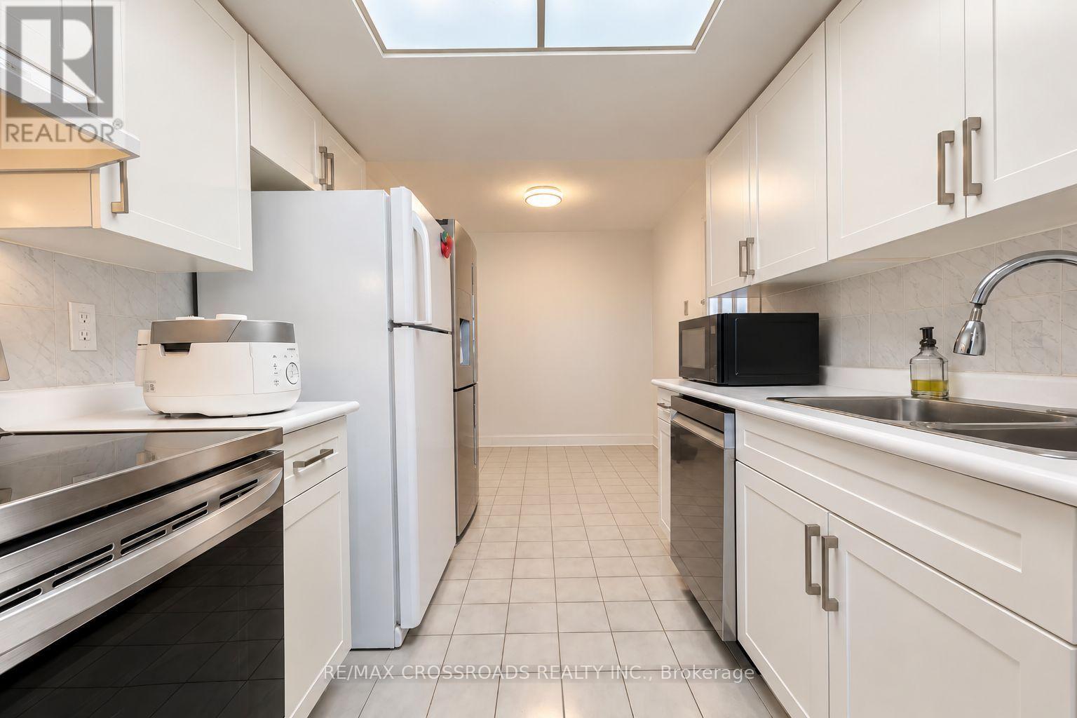 1308- 7825 Bayview Avenue, Markham, ON photo 15