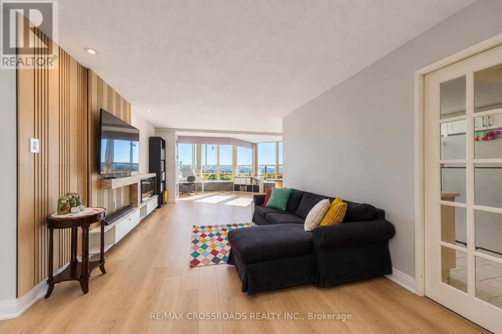1308- 7825 Bayview Avenue, Markham, ON photo 3
