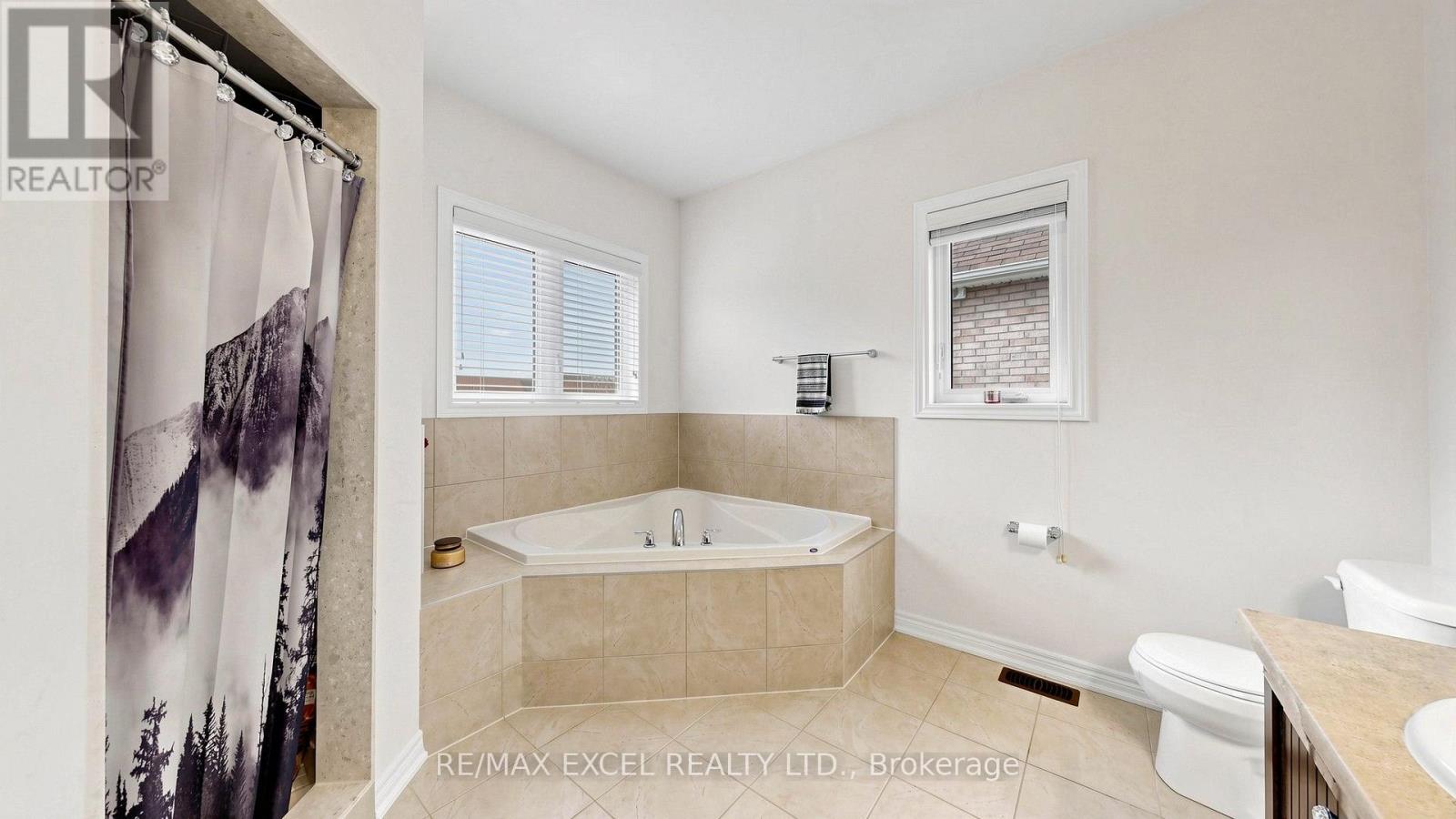 7 Sundew Lane, Richmond Hill, ON photo 20