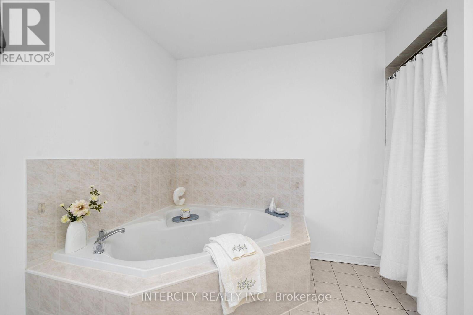 35 Avro Road, Vaughan, ON photo 24