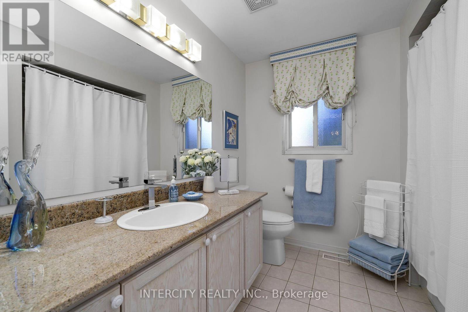 35 Avro Road, Vaughan, ON photo 30