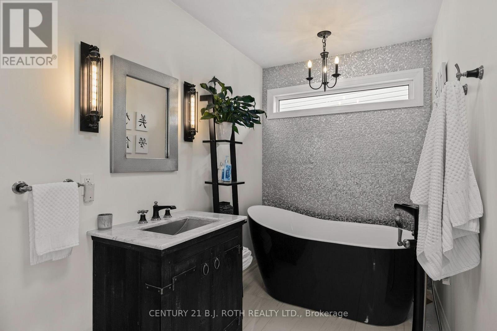 61 Orwell Crescent, Barrie photo 20