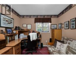 Bedroom 3 - 117 Gadwall Avenue, Barrie, ON L4N8X2 Photo 8