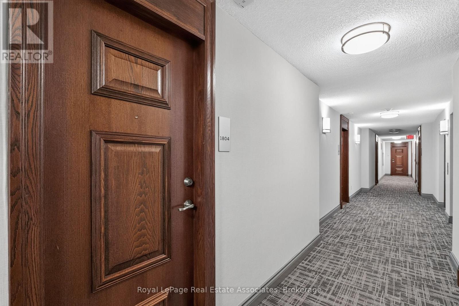 1804- 5 Michael Power Place, Toronto, ON photo 27