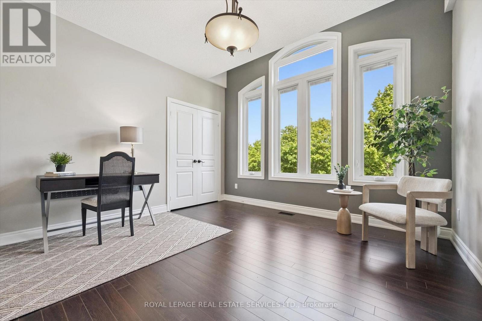 1036 Valley Crest Circle, Oakville, ON photo 20