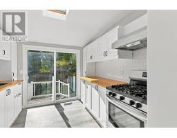 141 Lake Crescent, Toronto, ON M8V1W2 Photo 9
