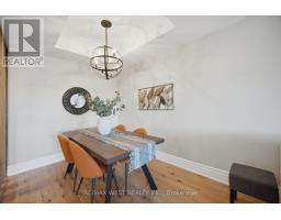 701 - 10 Old York Mills Road, Toronto, ON M2P2G9 Photo 10