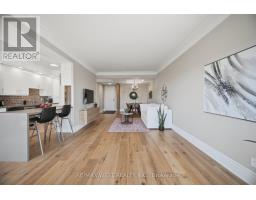 701 - 10 Old York Mills Road, Toronto, ON M2P2G9 Photo 15