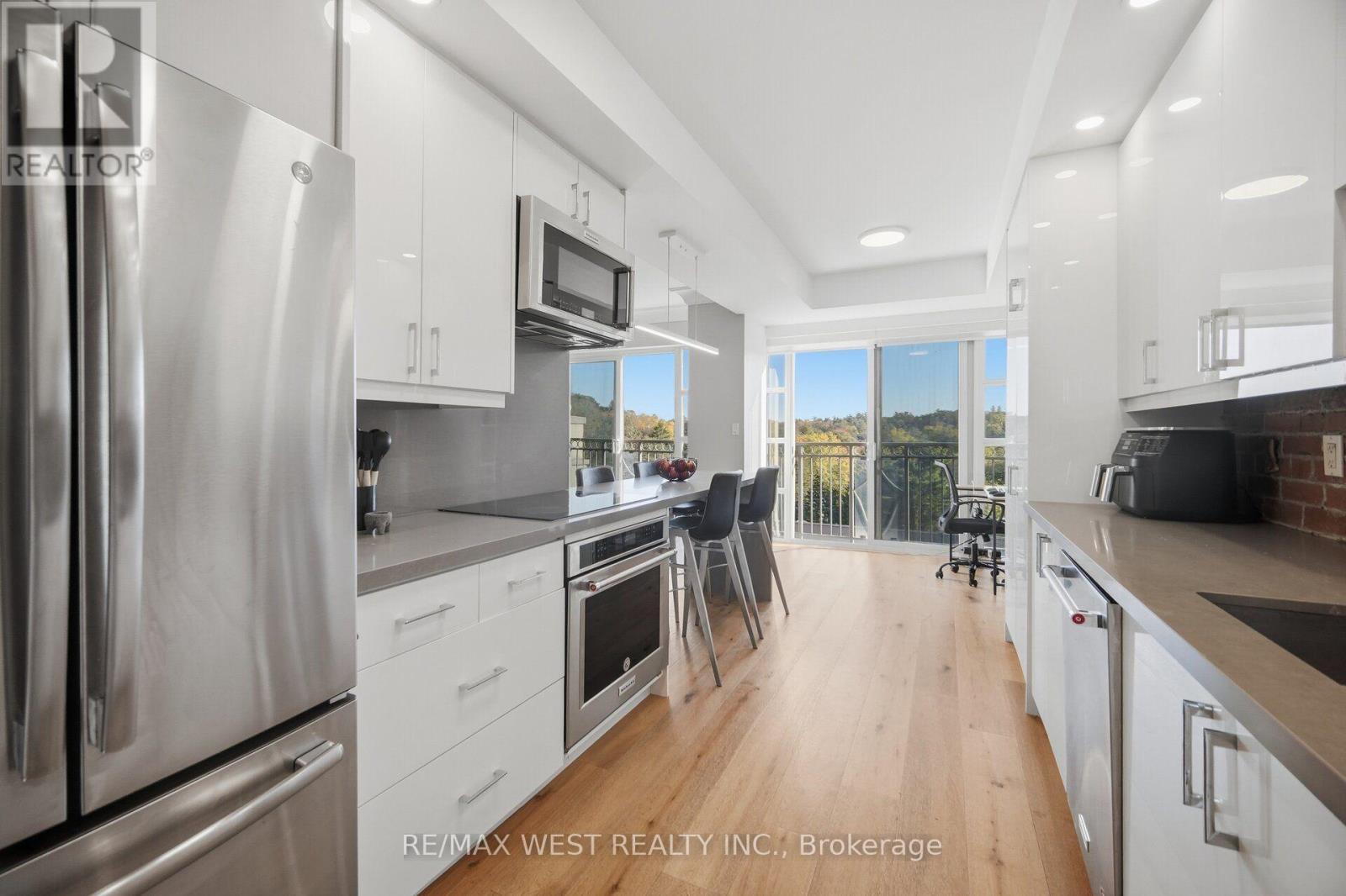 701- 10 Old York Mills Road, Toronto, ON photo 17