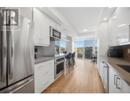 701 - 10 Old York Mills Road, Toronto, ON M2P2G9 Photo 17