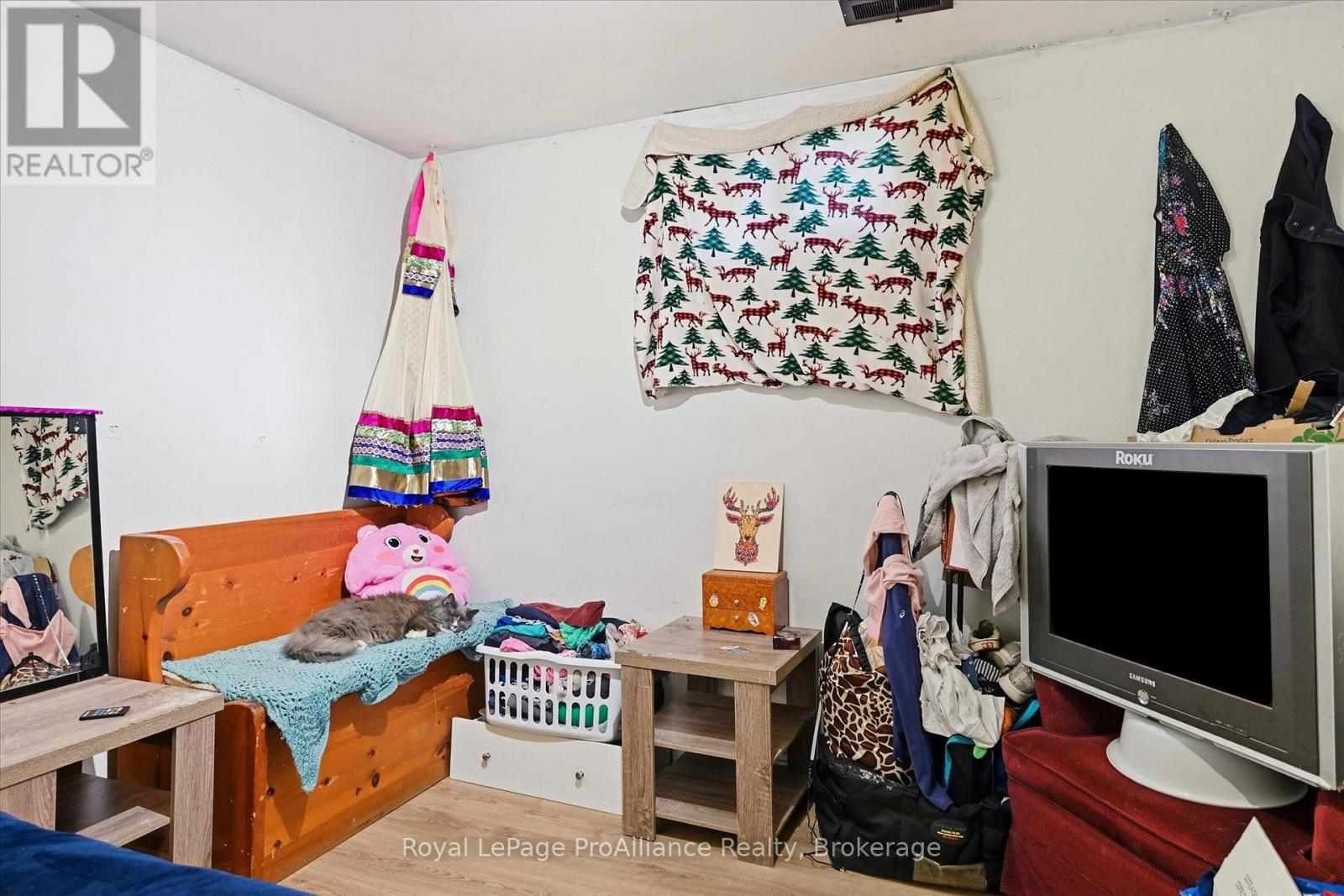 854 BARNARDO AVENUE - 26
