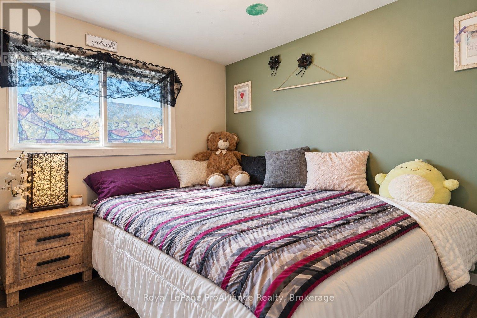 854 BARNARDO AVENUE - 15