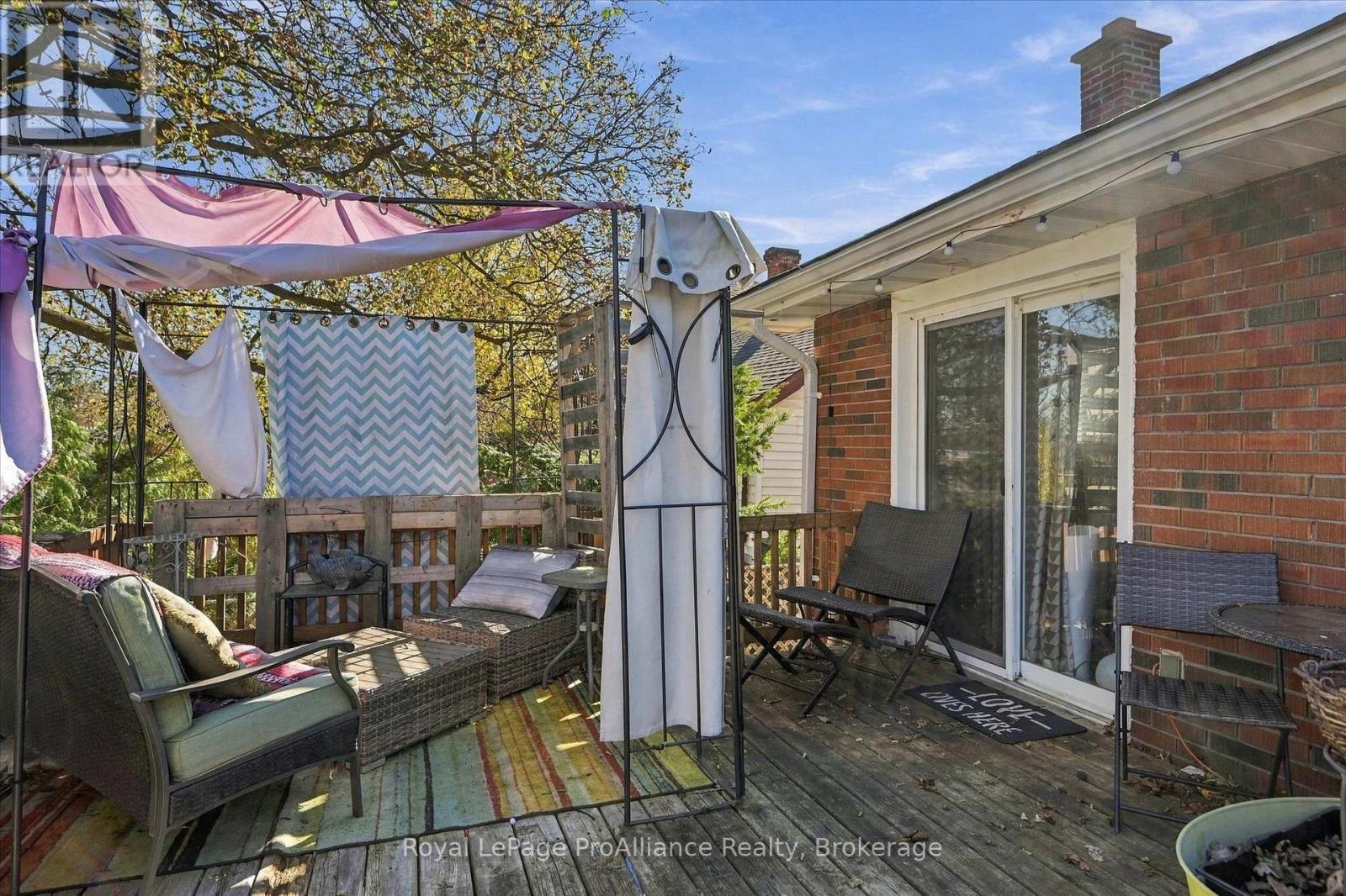 854 BARNARDO AVENUE - 30