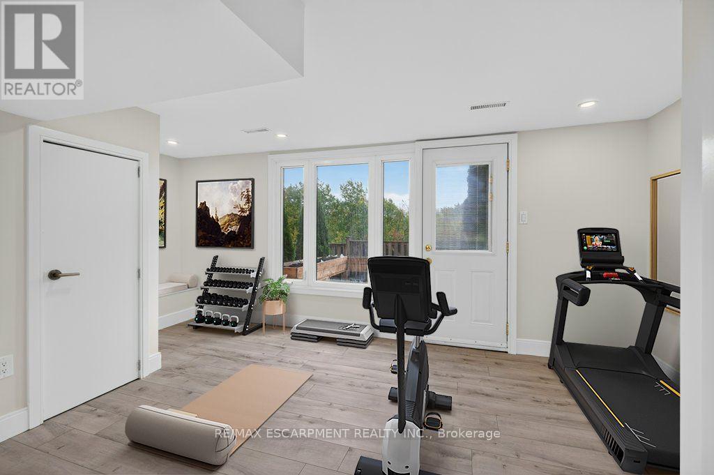 7 BRIAR Lane, Hamilton, ON photo 6