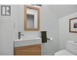 Laundry room - 7 Briar Lane, Hamilton, ON L9H6E8 Photo 8