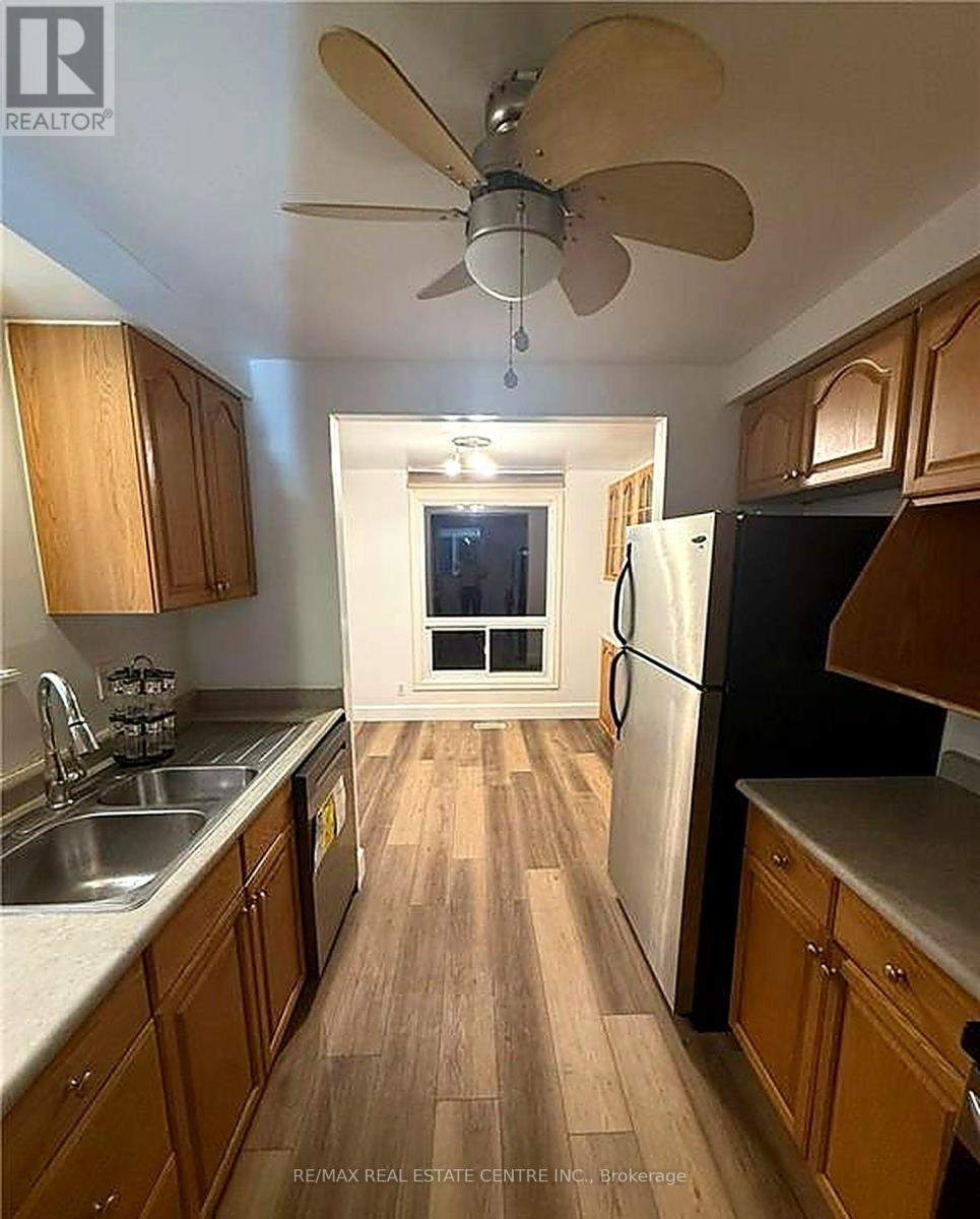 45 - 66 GLAMIS ROAD — photo 3