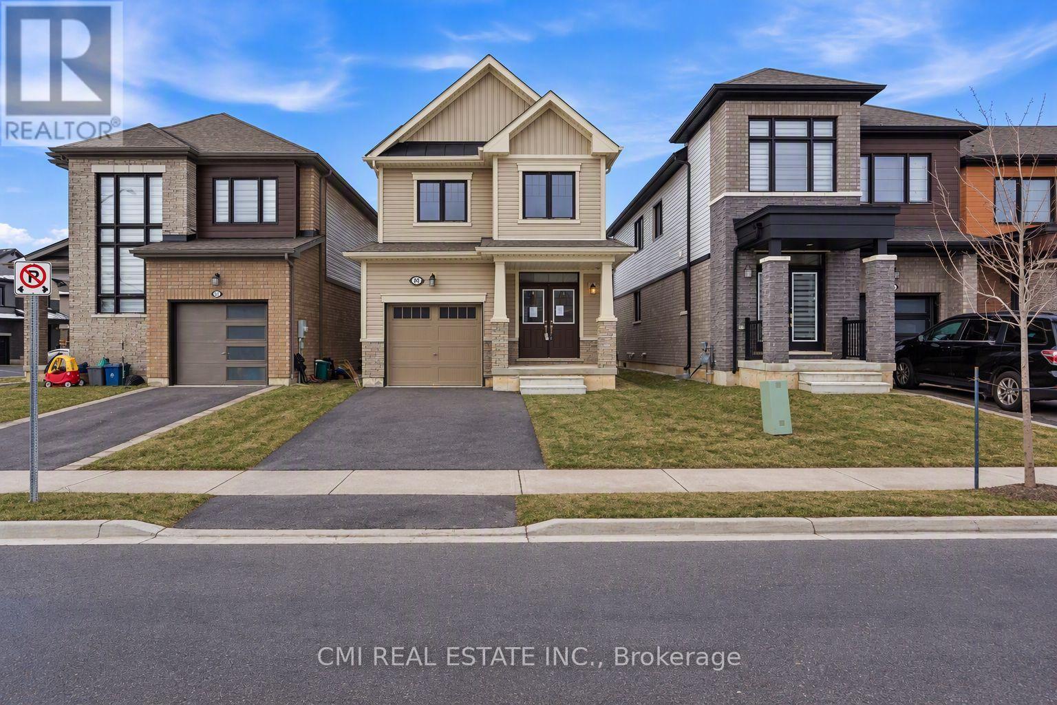 49 Sugar May Avenue, Thorold, ON photo 2