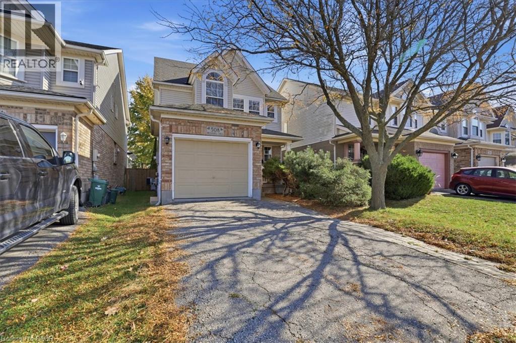 508 BROOKMILL Crescent — photo 2