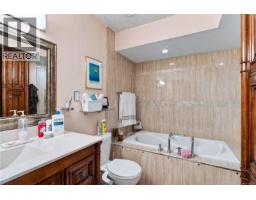 6728 Medd Rd, Nanaimo, BC V9V1C4 Photo 12