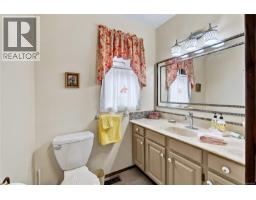 6728 Medd Rd, Nanaimo, BC V9V1C4 Photo 24