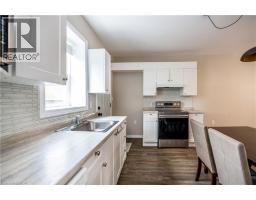 10 Douglas Avenue, Hamilton, ON L8L5P6 Photo 7