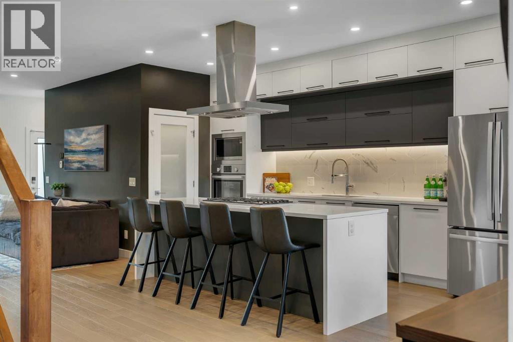 2327B Osborne Crescent SW, Calgary, Alberta, T2T0Y7