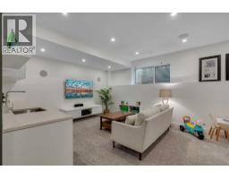 2327b Osborne Crescent Sw, Calgary, AB T2T0Y7 Photo 28