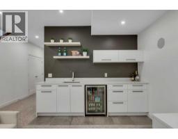 2327b Osborne Crescent Sw, Calgary, AB T2T0Y7 Photo 30