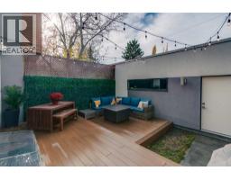 2327b Osborne Crescent Sw, Calgary, AB T2T0Y7 Photo 35